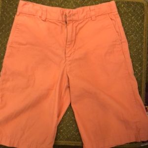 Vineyard vines coral shorts